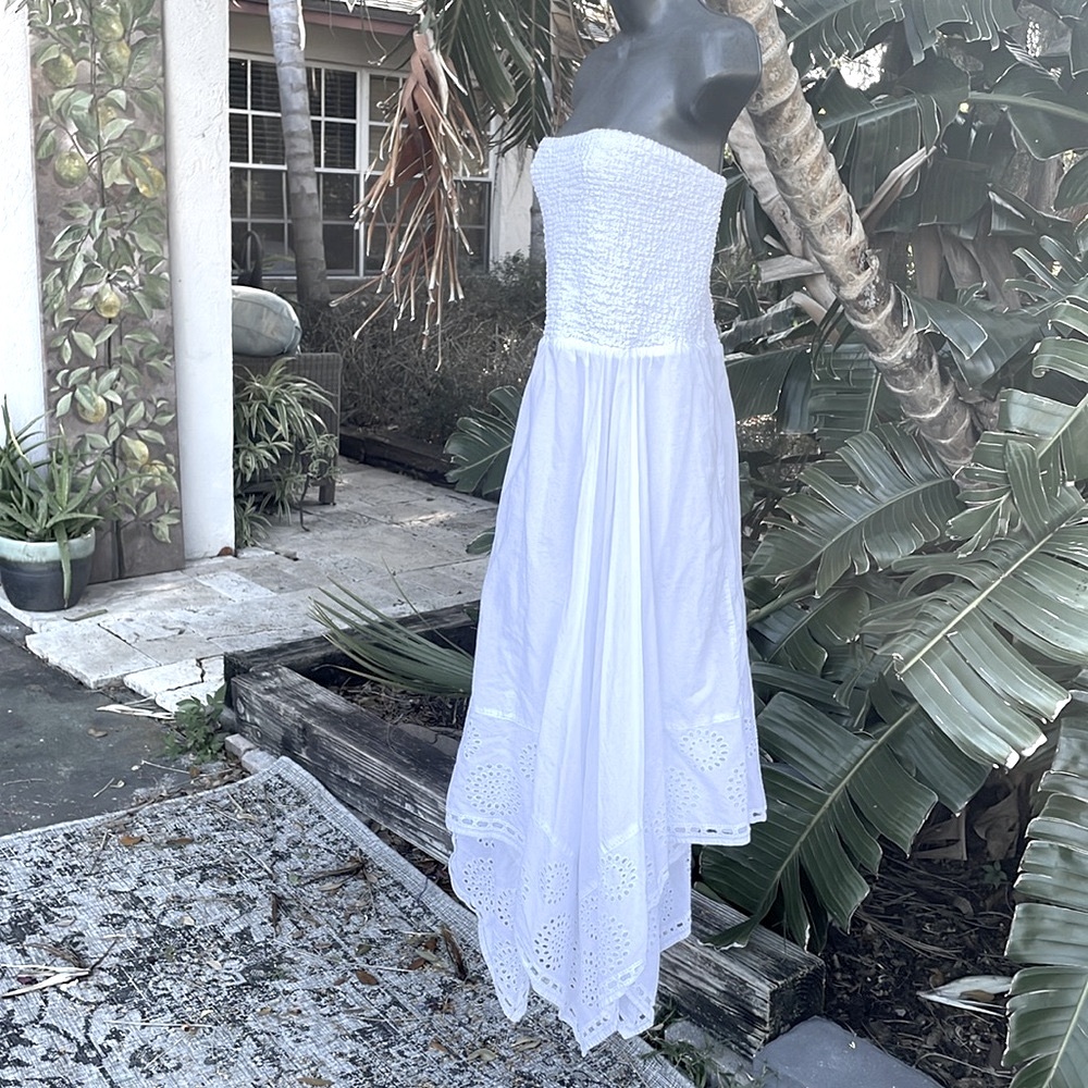 Strapless, white asymmetric, handkerchief, hem, eyelet lace dress